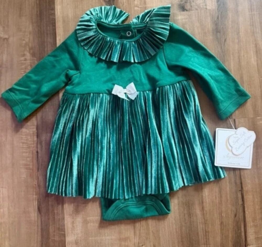 Little Me Green Velvet Holiday Dress Size 3M